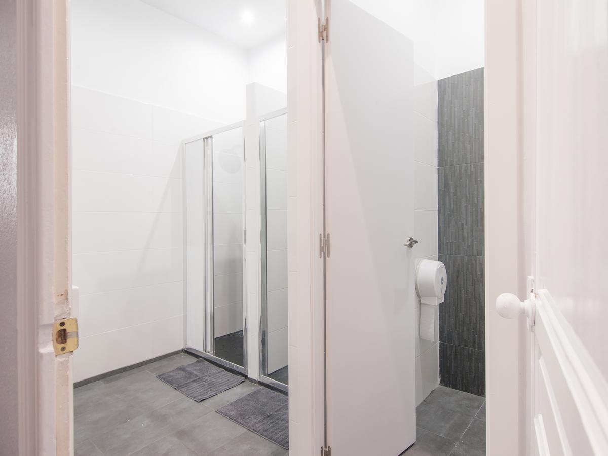 No Limit Hostel Sagrada Familia Barcelona Luaran gambar